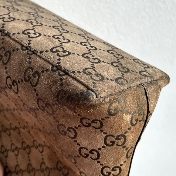 Gucci Bamboo Suede Shoulder Bag - Picture 14 of 14
